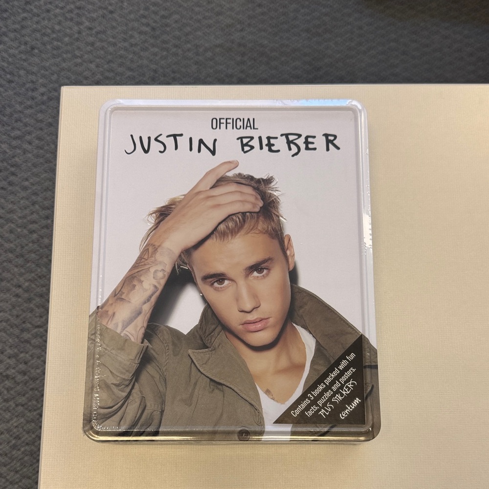 Justin Bieber Collectors Tin - New in Wrapping